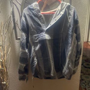 No boundaries hoodie